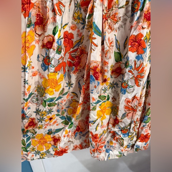 Boutique Large Dress - Picture 5 of 9